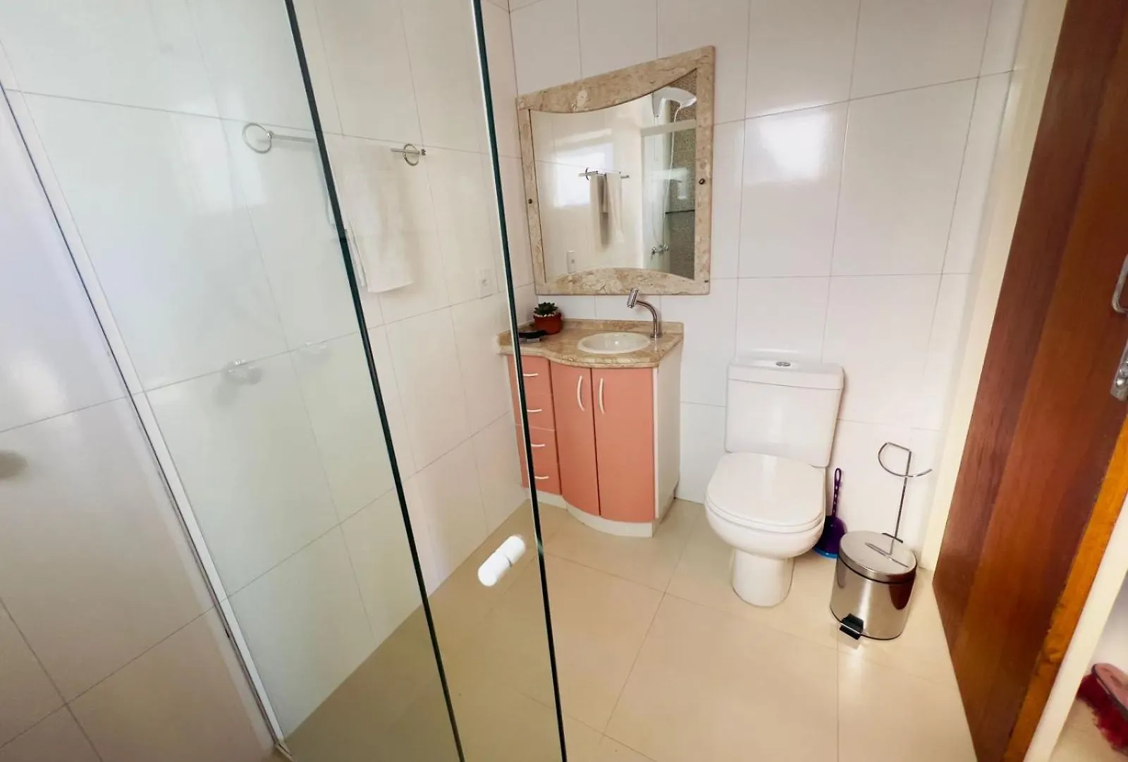 Apartamento - Praia Da Armacao Do Pantano Do Sul - Ar Condicionado フロリアノポリス 0*,  ブラジル